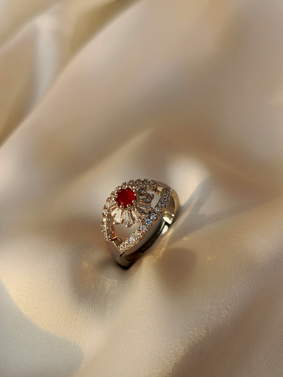Silver bloom ring