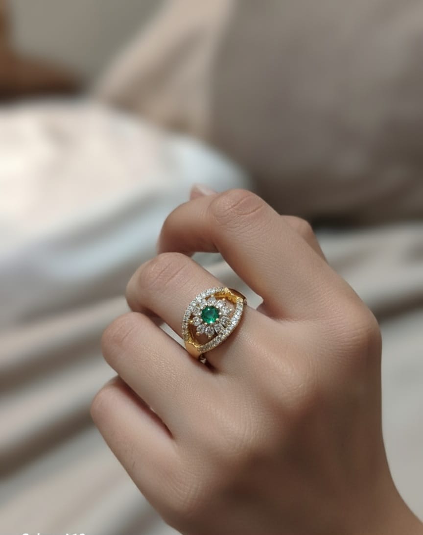 Golden bloom ring
