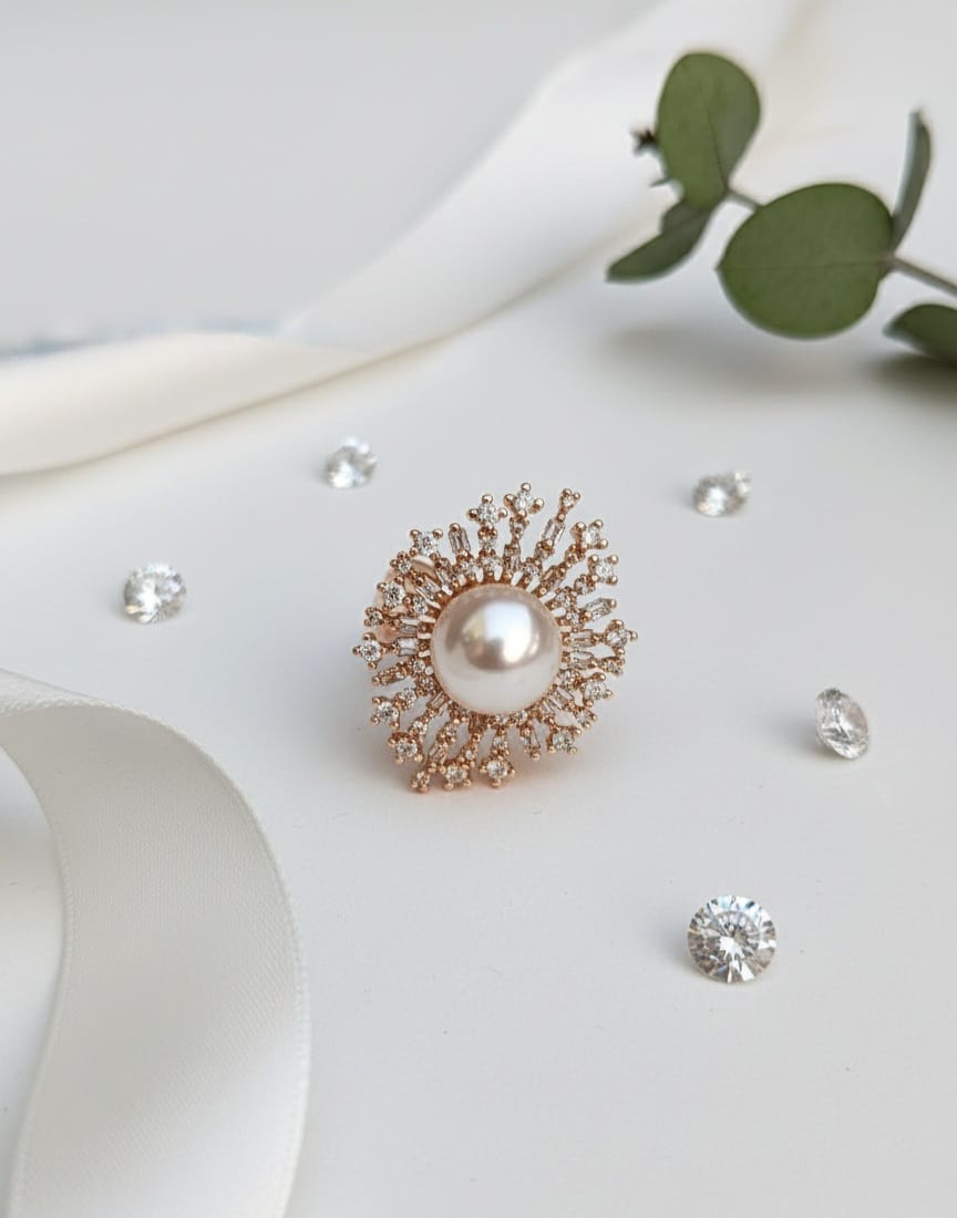 Classic Pearl Crown Ring